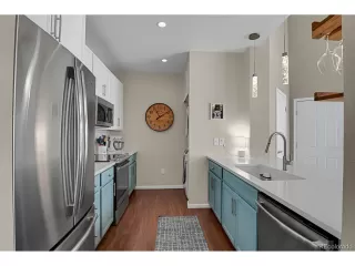 Photo #5: 3037664 Listing 