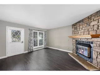 Photo #5: 3037899 Listing 