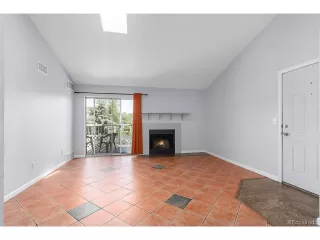 Photo #3: 3040925 Listing
