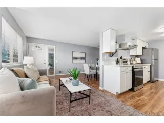 Photo #4: 3045167 Listing