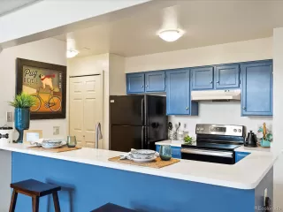 Photo #5: 3046012 Listing