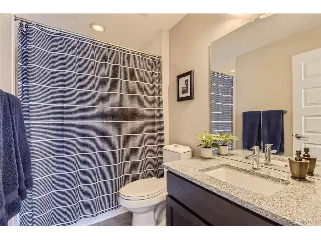 MLS: 3056568 Condo For Sale