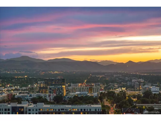 MLS: 3059381 Condo For Sale