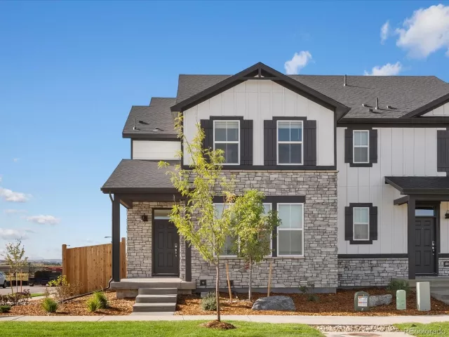 MLS: 3060244 Condo For Sale