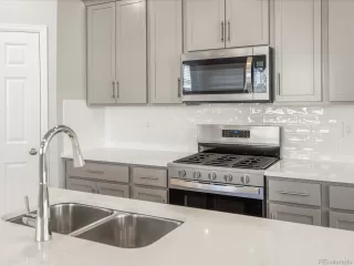 Photo #5: 3060244 Listing 