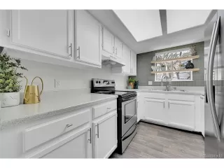 Photo #2: 3061279 Listing 