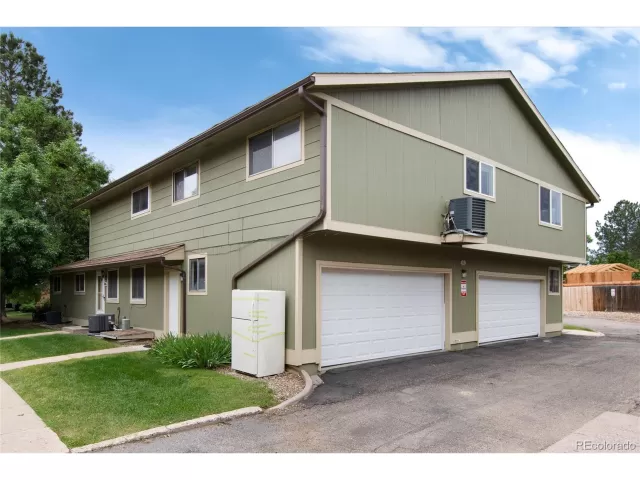 MLS: 3061435 Condo For Sale