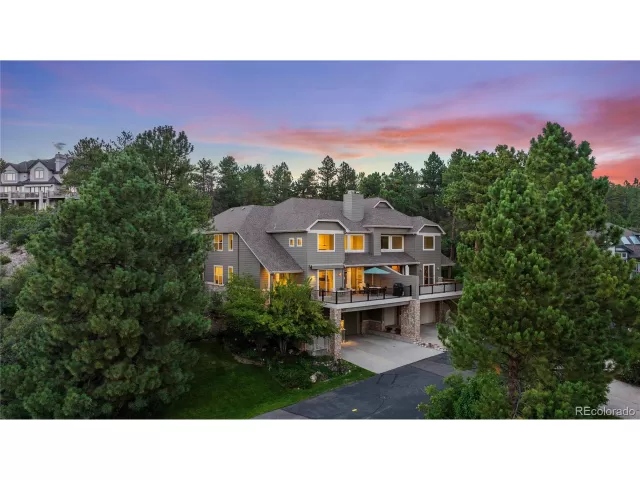 MLS: 3061502 Condo For Sale