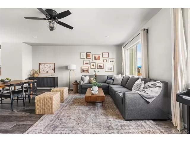 MLS: 3062633 Condo For Sale