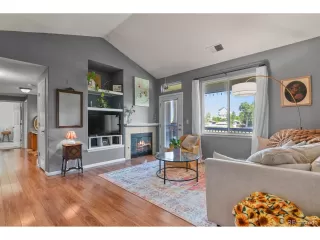 Photo #2: 3062918 Listing