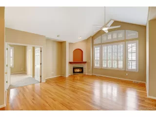 Photo #6: 3063000 Listing