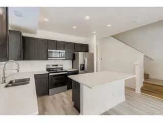 Photo #3: 3064533 Listing