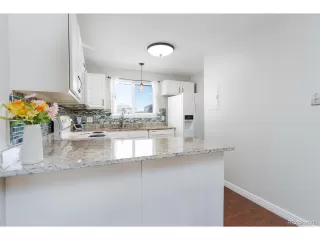 Photo #4: 3064659 Listing