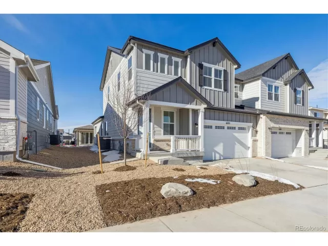 MLS: 3066836 Condo For Sale