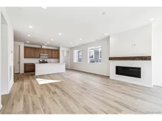 Photo #6: 3066836 Listing
