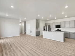 Photo #5: 3070867 Listing 