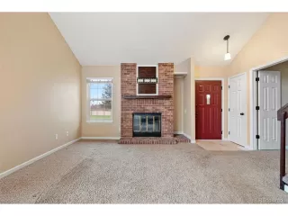 Photo #4: 3071676 Listing