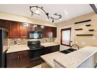 Photo #6: 3071676 Listing