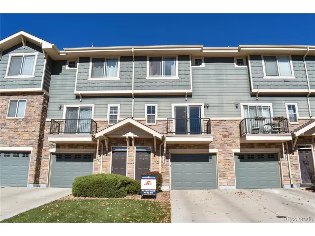 MLS: 3074897 Condo For Sale