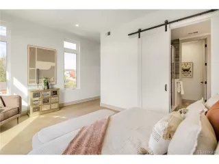 Photo #6: 3075346 Listing