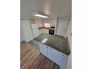 Photo #6: 3082909 Listing