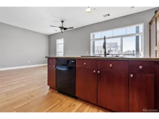 Photo #4: 3092667 Listing