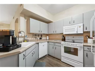 Photo #5: 3095086 Listing