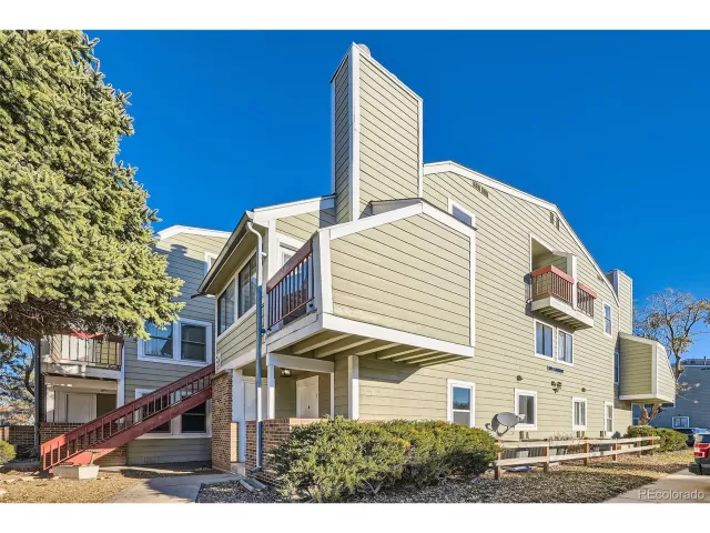 MLS: 3096740 Condo For Sale