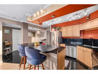 Photo #6: 3100739 Listing