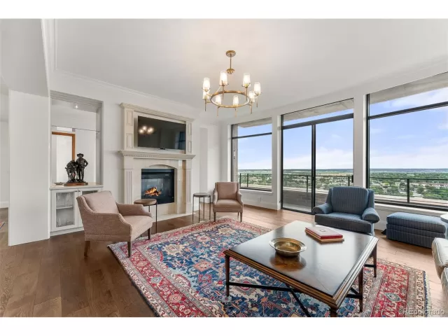 MLS: 3101188 Condo For Sale