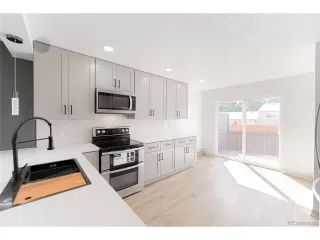 Photo #6: 3104359 Listing