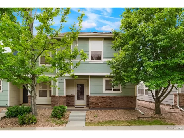 MLS: 3109875 Condo For Sale