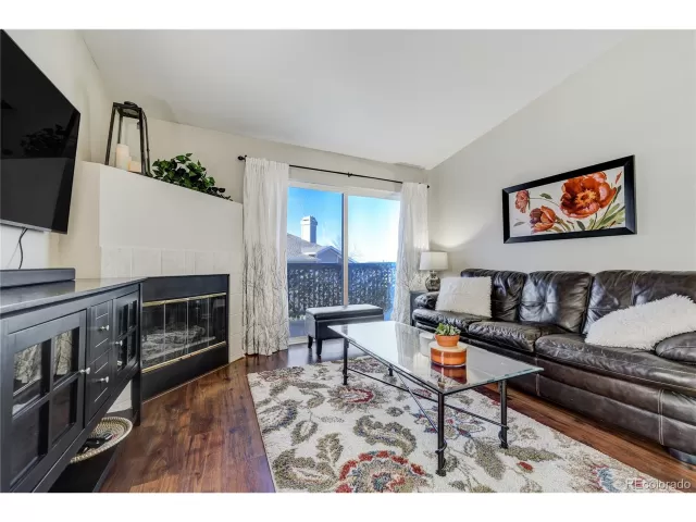 MLS: 3109941 Condo For Sale