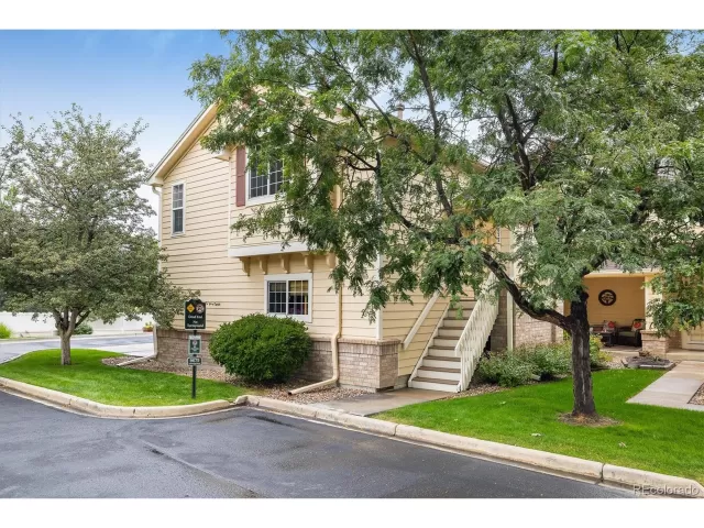 MLS: 3114348 Condo For Sale