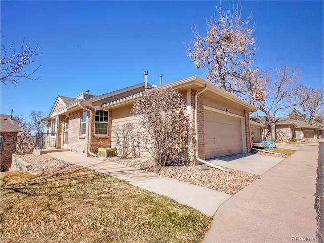 MLS: 3114459 Condo For Sale