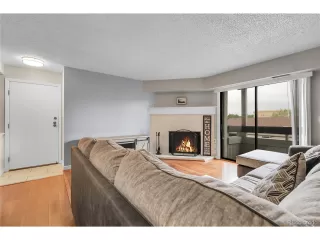 Photo #3: 3121022 Listing 