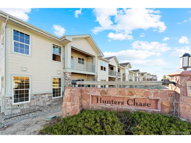 MLS: 3124055 Condo For Sale