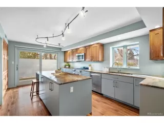 Photo #5: 3124323 Listing