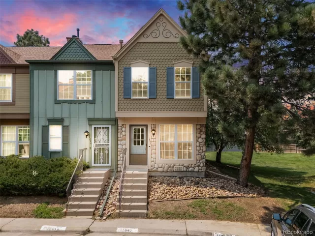 MLS: 3128943 Condo For Sale