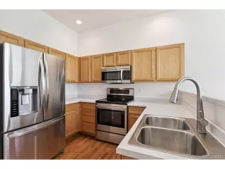 Photo #5: 3131898 Listing