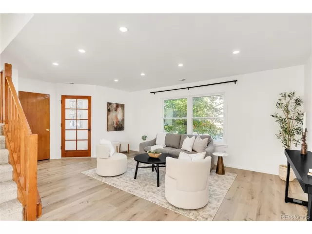 MLS: 3132008 Condo For Sale