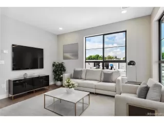 Photo #4: 3136045 Listing