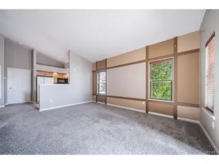 Photo #5: 3136365 Listing