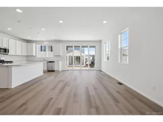 Photo #4: 3144702 Listing