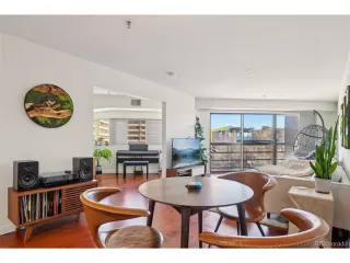 Photo #5: 3152079 Listing 