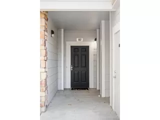 Photo #3: 3160185 Listing