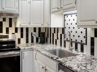 Photo #3: 3164112 Listing