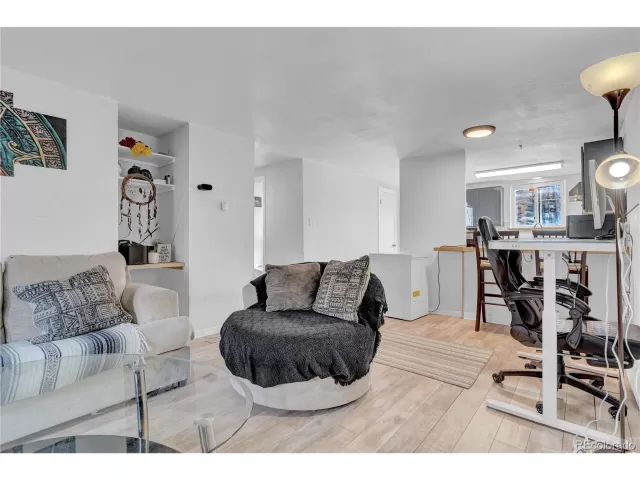 MLS: 3168898 Condo For Sale