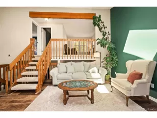 Photo #5: 3172977 Listing