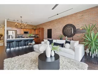 Photo #3: 3174018 Listing 